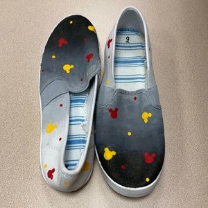 Hand painted Mickey Mouse time & tru flats